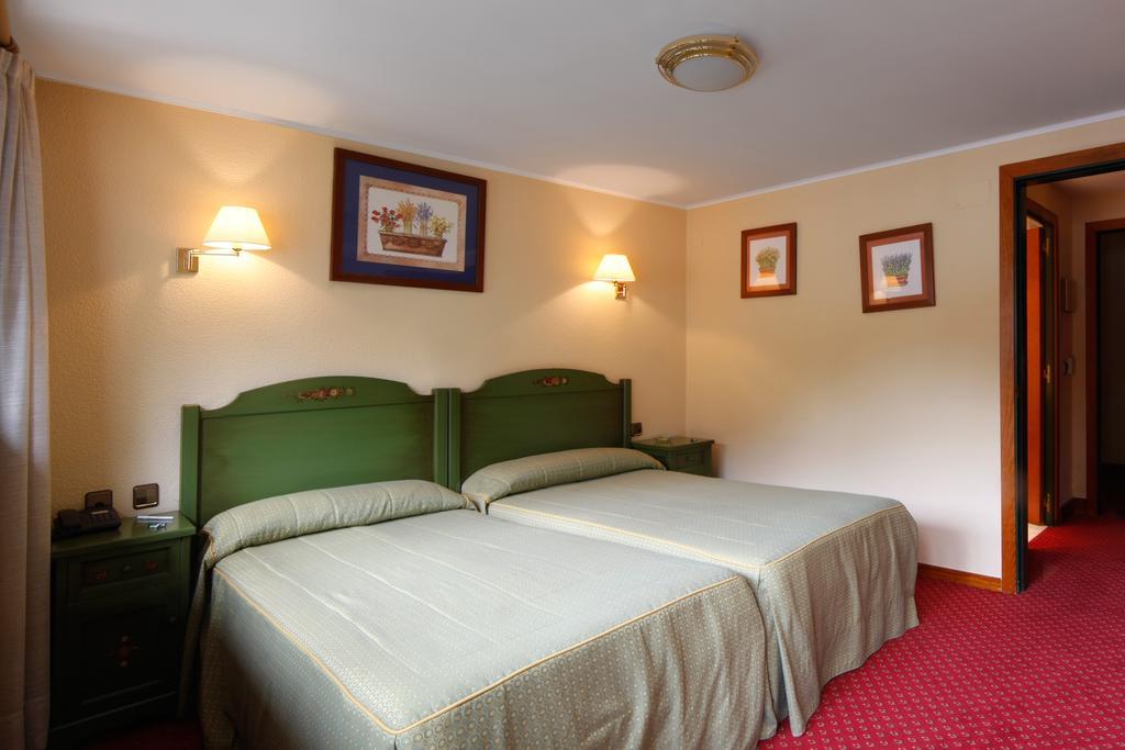 Rutllan & Spa La Massana Habitación foto